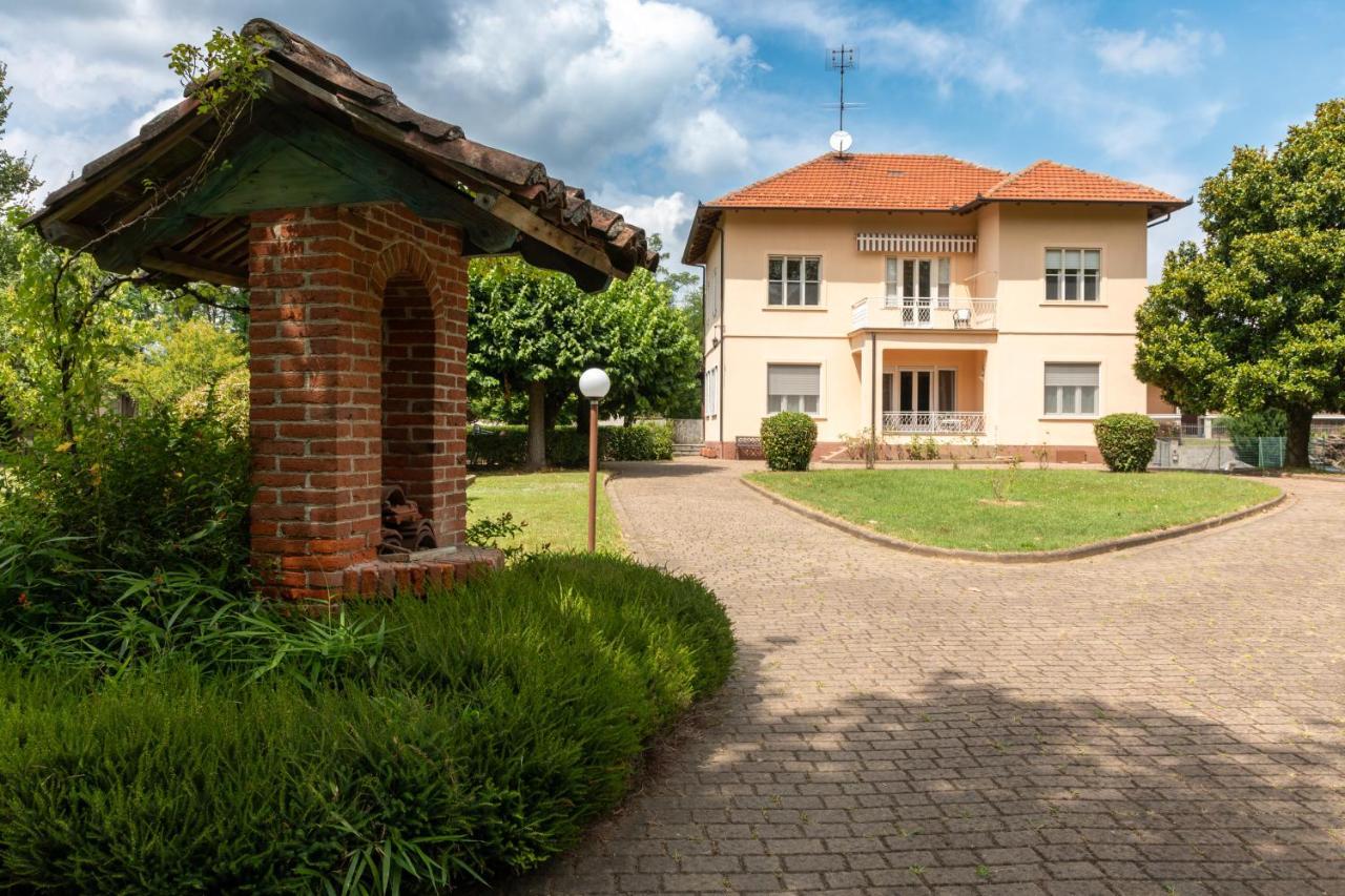 Maison Cecile Appartamento In Villa. Host Marianna Agliè Eksteriør bilde